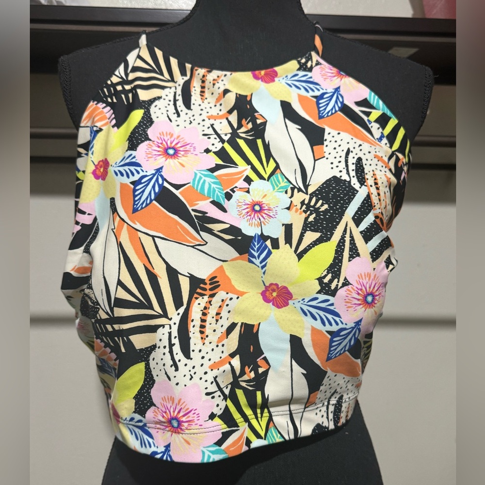 3X plus Printed Halter Cropped Swim Top